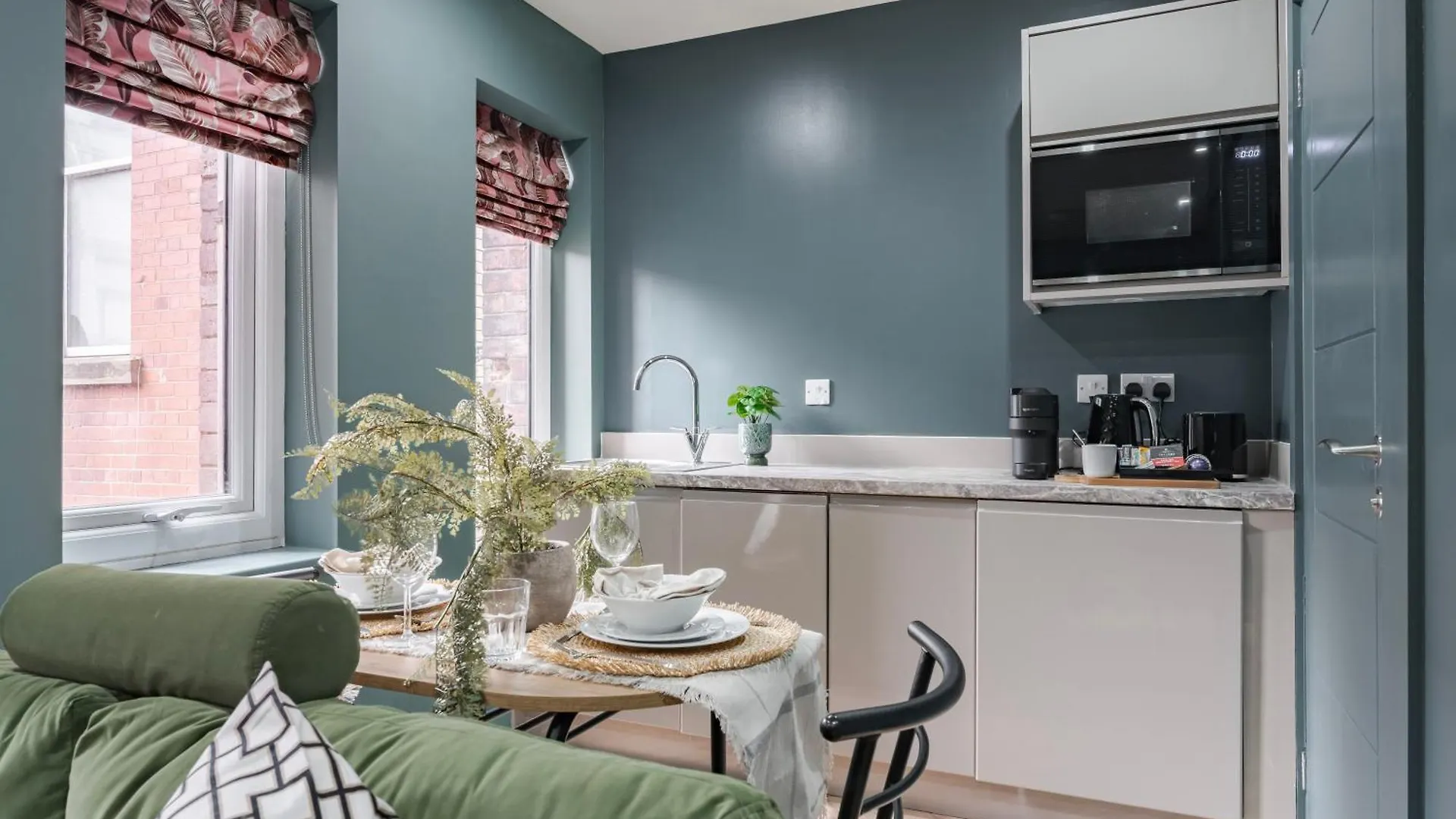 Luxury Aparthotel Suites In The Heart Of Leeds
