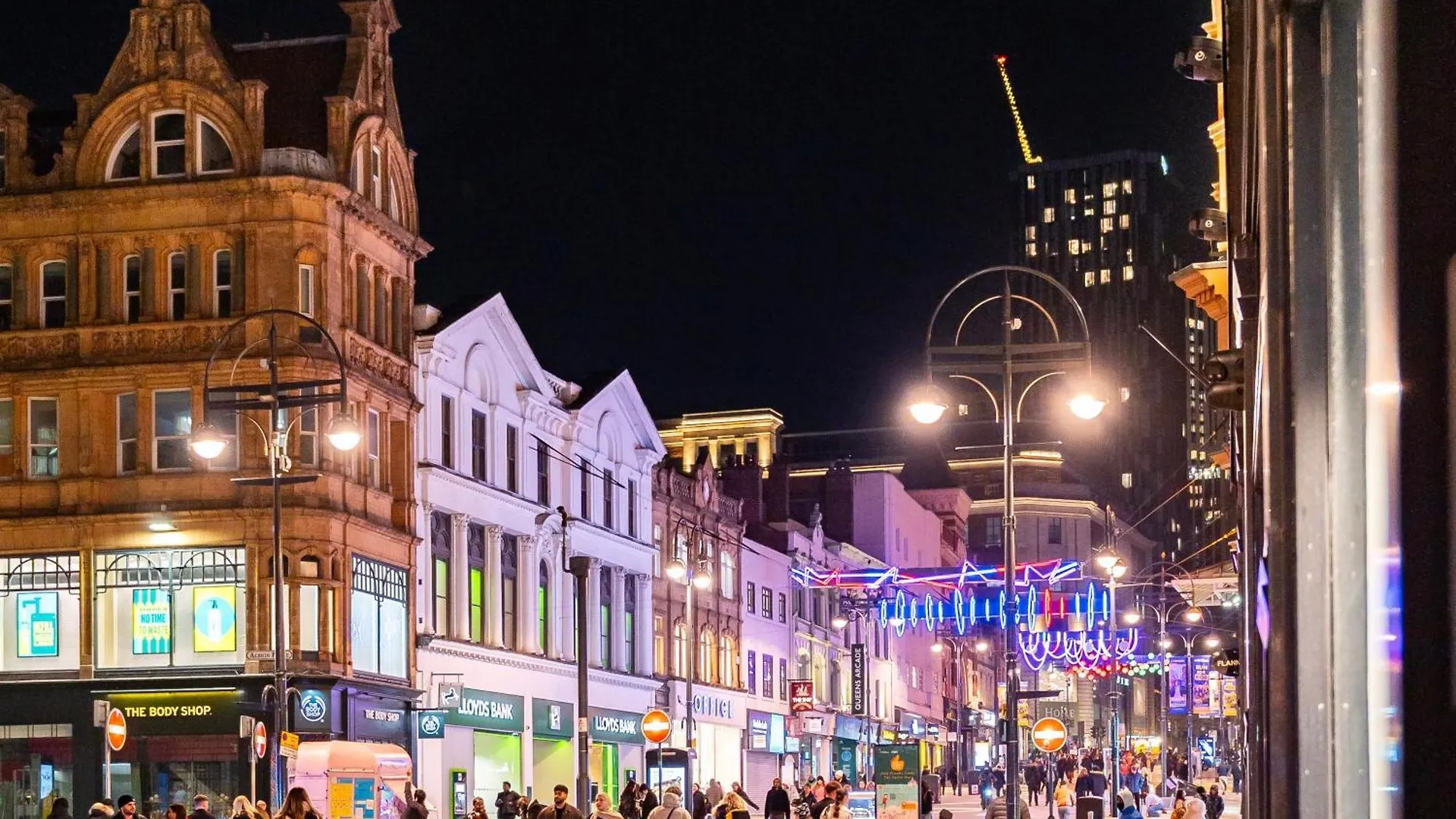 Luxury Aparthotel Suites In The Heart Of Leeds 영국